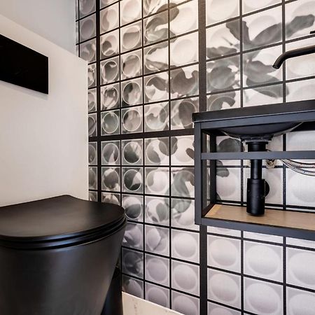 La Petite Suite - T1 In Duplex In The City Center Annecy Exterior foto
