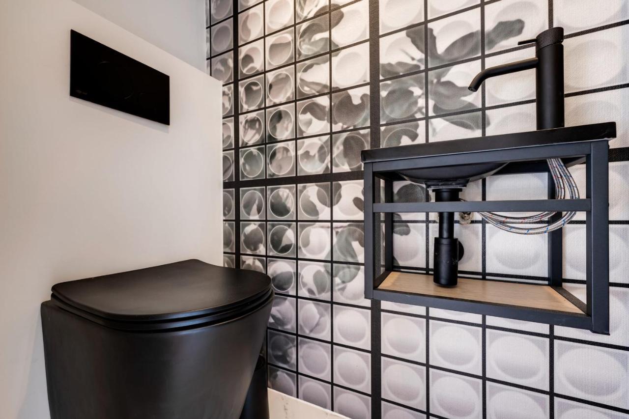 La Petite Suite - T1 In Duplex In The City Center Annecy Exterior foto